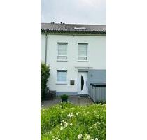 Modernes Reihenmittelhaus in familienfreundlichem Wohngebiet - Flörsheim am Main