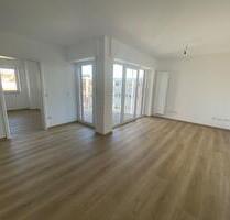 Modernisierte, helle 2-Zi.-Whg. mit BLK u. bester Verkehrsanbind. - Neuss Gnadental