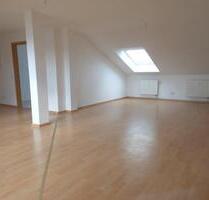 +++ Individuelle Dachgeschosswohnung mit Aufzug in der Neustadt +++ - Dresden