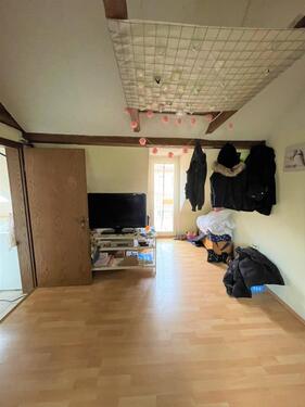 Foto - 1 Zimmer Dachgeschoßwohnung zur Miete in Coburg