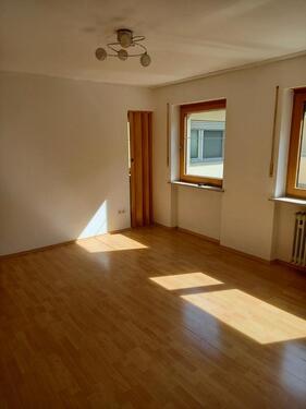 Foto - Sehr helle 1,5 Zimmer Wohnung in Glonn zu vermieten
