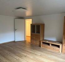 Komplett sanierte 2-Zimmer-Einliegerwohnung – in Morsbach-Heide