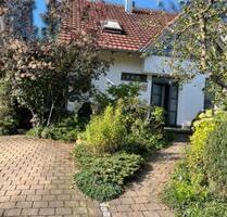 Wunderschönes, lichtdurchflutetes Einfamilienhaus - Kirchheim unter Teck