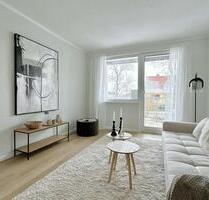 Erstbezug nach Sanierung – moderne Mietwohnung mit Einbauküche, Balkon und PKW-Stellplatz - Sanitz