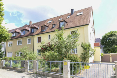 Foto - Provisionsfreie offene Maisonette-Wohnung mit Balkon und Garage