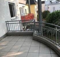 1.Etage Wohnung in ruhigem Haus 3Zi,Küche,Bad und vieles mehr - Trier Nord