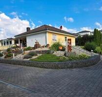 Bungalow mit Schuppen,Quelle, Photovoltaik, ca. 2500qm Grundstück - Ruhstorf an der Rott