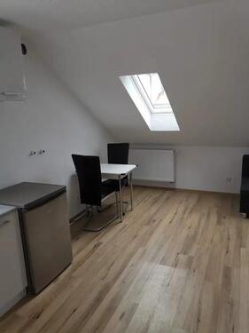 Foto - Stilvolle 2-Zimmer-DG-Wohnung mit EBK in Weinsberg-Mitte
