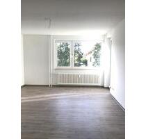 Mitten drin statt nur dabei: renovierte 3-Zimmer-Wohnung - Bielefeld Sennestadt