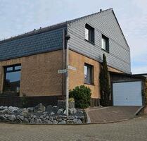 Freistehendes Zweifamilienhaus - 750.000,00&nbsp;EUR Kaufpreis, ca.&nbsp; 200,00&nbsp;m&sup2; in Wülfrath (PLZ: 42489)