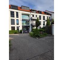 3 Monate Untermiete: 2-Zimmer-Wohnung mit Balkon in Ismaning