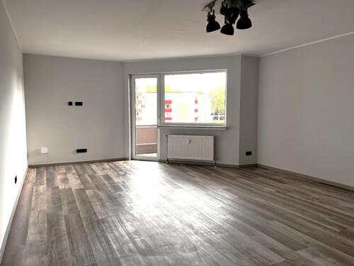 Foto - 1,5-Zimmer-Wohnung mit Balkon, Erstbezug nach Sanierung