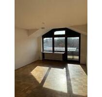 Zentrale 1-Zi-Whg. mit großem Balkon und Tiefgarage - Bayreuth Bernecker Straße / Insel / Riedelsberg