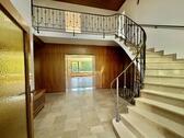 Foto - Einfamilienhaus mit großem Garten, Terrasse & Balkon, 274 m² zu vermieten