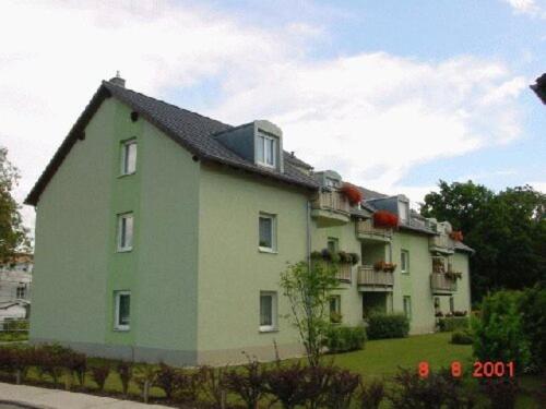 Foto - Frisch renovierte 3-Raum Wohnung in begehrter Wohnanlage von Weißenfels West