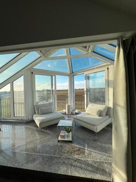 Foto - Maisonette-Penthousewohnung mit Wintergarten und Blick ins Grüne