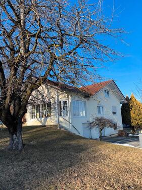 Foto - Großzügige 6-Zimmer Wohnung zu vermieten