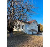 Großzügige 6-Zimmer Wohnung zu vermieten - Perach