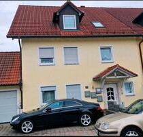 Schöne 4 Zimmer Wohnung mit Balkon, Einzelgarage + Eigene Garten - Moosburg an der Isar