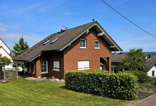 Foto - Einfamilienhaus zum Kaufen in Etzbach