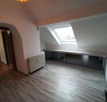 Helle 2,5 Zimmer DG Wohnung in Hagen Mitte