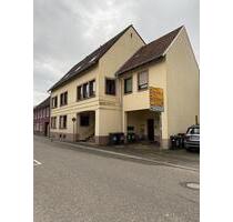 3 ZKB DG Wohnung mit Dachterrasse und Stellplatz ab 01.05.2026 - Klingenmünster