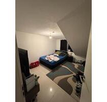 Ein Zimmer in Weingarten in einer Wg