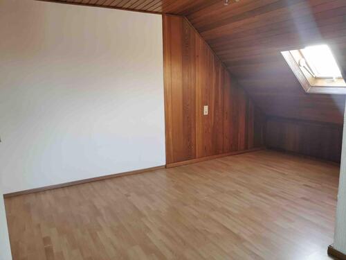 Foto - 2 Zimmer Dachgeschoßwohnung zur Miete in Groß-Umstadt