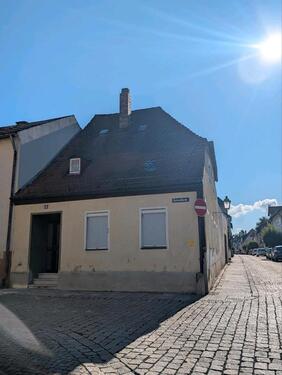 Foto - Sanierungsbedürftiges Haus in zentraler Lage von Tirschenreuth