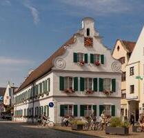 Charmante Dachgeschosswohnung 102qm auf 2 Ebenen in Aichach