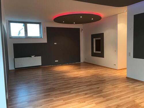 Foto - 5 Zimmer Etagenwohnung zur Miete in Klingenmünster