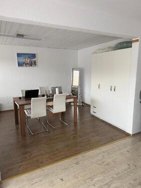 Foto - Ruhige, helle 3,5 Zimmer Wohnung EBK & Garage