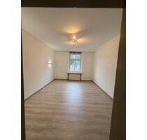 Renovierte 1,5-Zimmer-Wohnung teilmöbliert - Wuppertal Dönberg