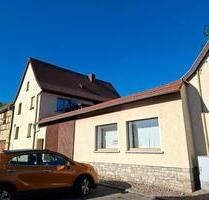 Wohnhaus mit großzügiger Werkstatt, Garage und Nebengelass - Apolda