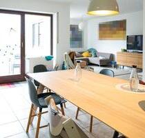 WÜ-Lengfeld: Gepflegtes Reihenmittelhaus mit EBK & Gartenidyll - Würzburg