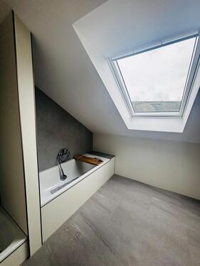 Foto - 3 Zimmer Dachgeschoßwohnung zur Miete in Kirchheim am Neckar