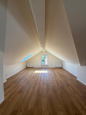 Foto - 2 Zimmer Dachgeschoßwohnung zur Miete in Gießen