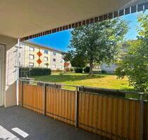 Gepflegte 2-Zimmer-Wohnung mit Balkon in Esslingen-Zollberg - Esslingen am Neckar Pliensauvorstadt