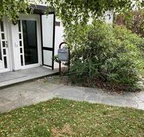 Einfamilienhaus mit Garten in ruhiger Wohngegend in Ochsenhausen!