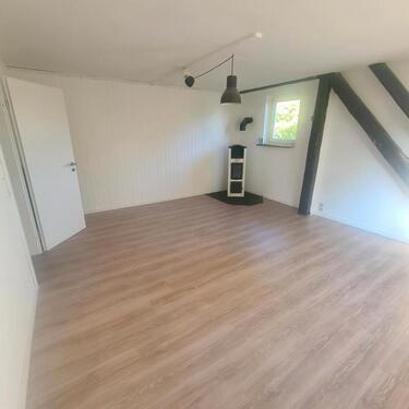 Foto - 5 Zimmer Dachgeschoßwohnung zur Miete in Husum