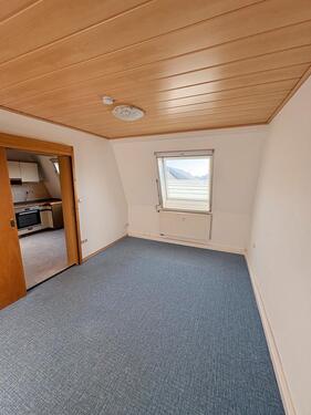 Foto - Dachgeschoßwohnung in Hemau zur Miete