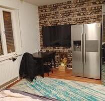 Zimmer in WG - 400,00&nbsp;EUR Kaltmiete, ca.&nbsp; 30,00&nbsp;m&sup2; in Berlin (PLZ: 12359) Neukölln