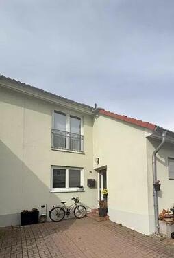 Foto - Wohlfühlen auf ganzer Linie - Modernes Wohnen trifft ruhige Lage