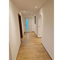 2- Zimmer Wohnung in Altendorf - Fronhof Miete Wohnung