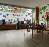 Café Bistro mit Atelier - 2.700,00&nbsp;EUR Kaltmiete, ca.&nbsp; 95,00&nbsp;m&sup2; in Düsseldorf (PLZ: 40217) Stadtbezirk 3