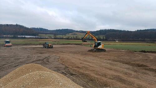 Foto - 1000 m2 Kiesplatz Lagerfläche miete