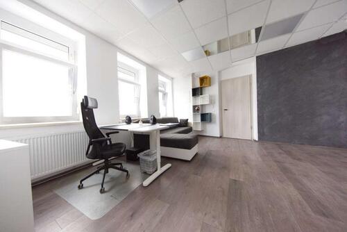 Foto - Modern saniertes Büro im Herzen von Schneeberg