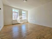Foto - Moderne 3-Zimmer-Wohnung im OG links – zentral, sofort verfügbar