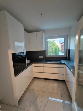 Foto - !!! TOP HELLE 3 ZIMMER WOHNUNG INKL. EINBAUKÜCHE !!!