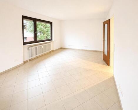 Foto - Provisionsfrei: Helle 3-Zi.-Wohnung mit Balkon & Garage